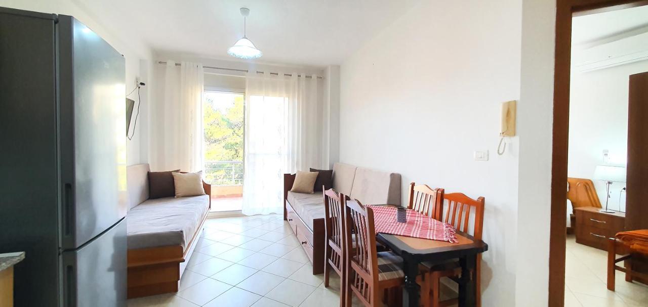 Sea & Sun Apartment Durres Exterior photo